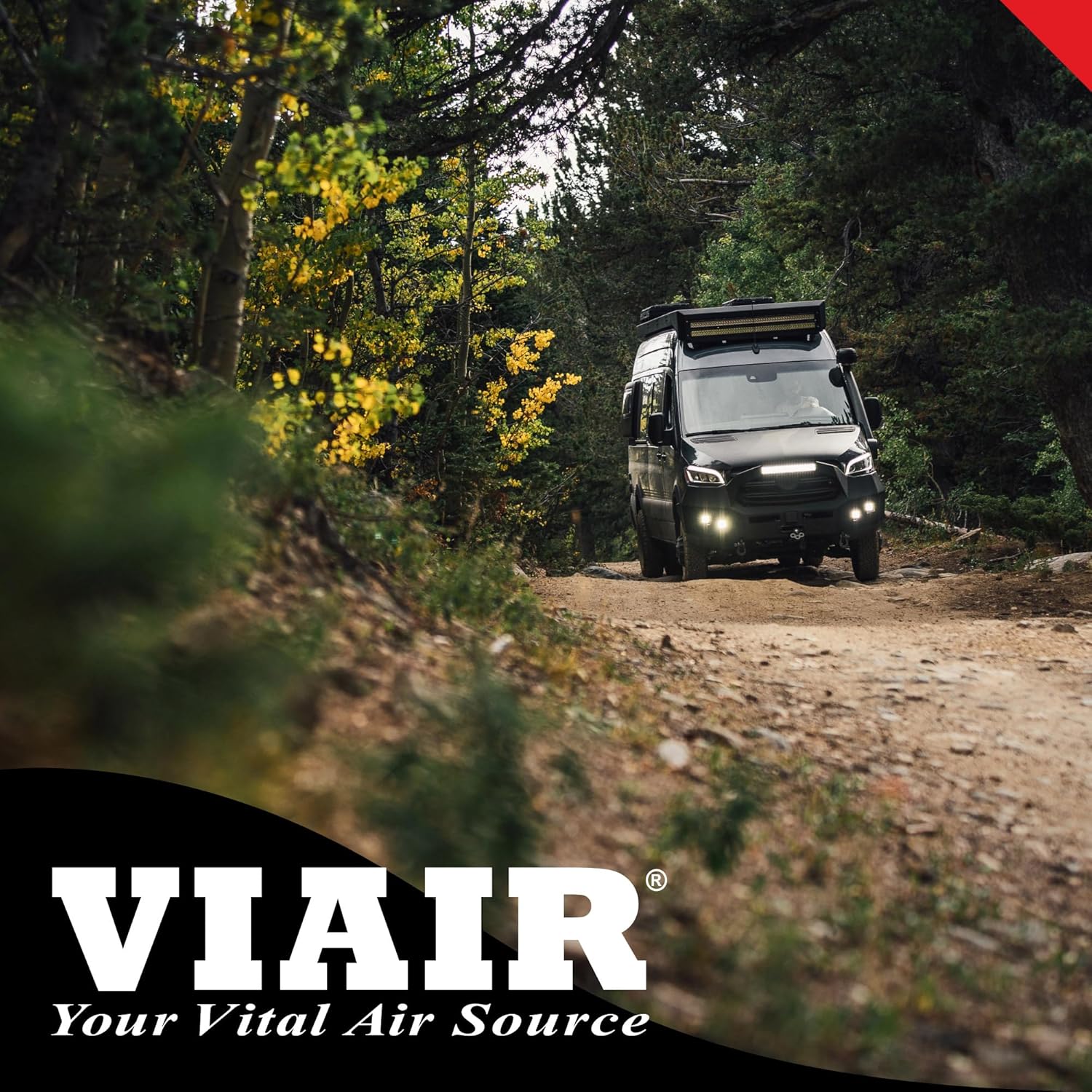 VIAIR 400P-RV/40047 Automatic Portable Compressor, Tire Inflator Kit, Air Compressor for RV, Truck, Jeep, and SUV Tires, Portable Air Pump Kit, RV Accessories, 150 PSI/2.30 CFM